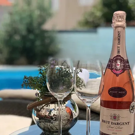 Апартаменты Dalmatien Traumhaus Макарска